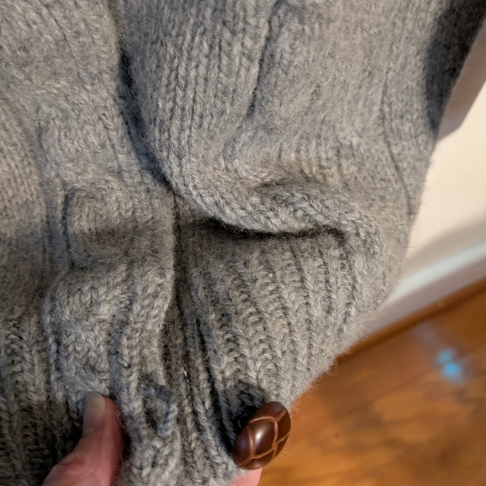 Chunky Wool Cozy Gray Cable Knit Sweater L